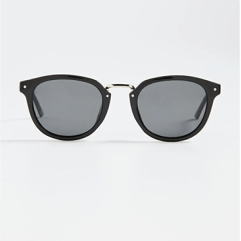 AIRE Hydra Sunglasses & Case